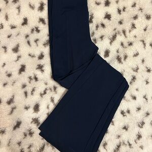 Lou & Grey Navy Leggings
